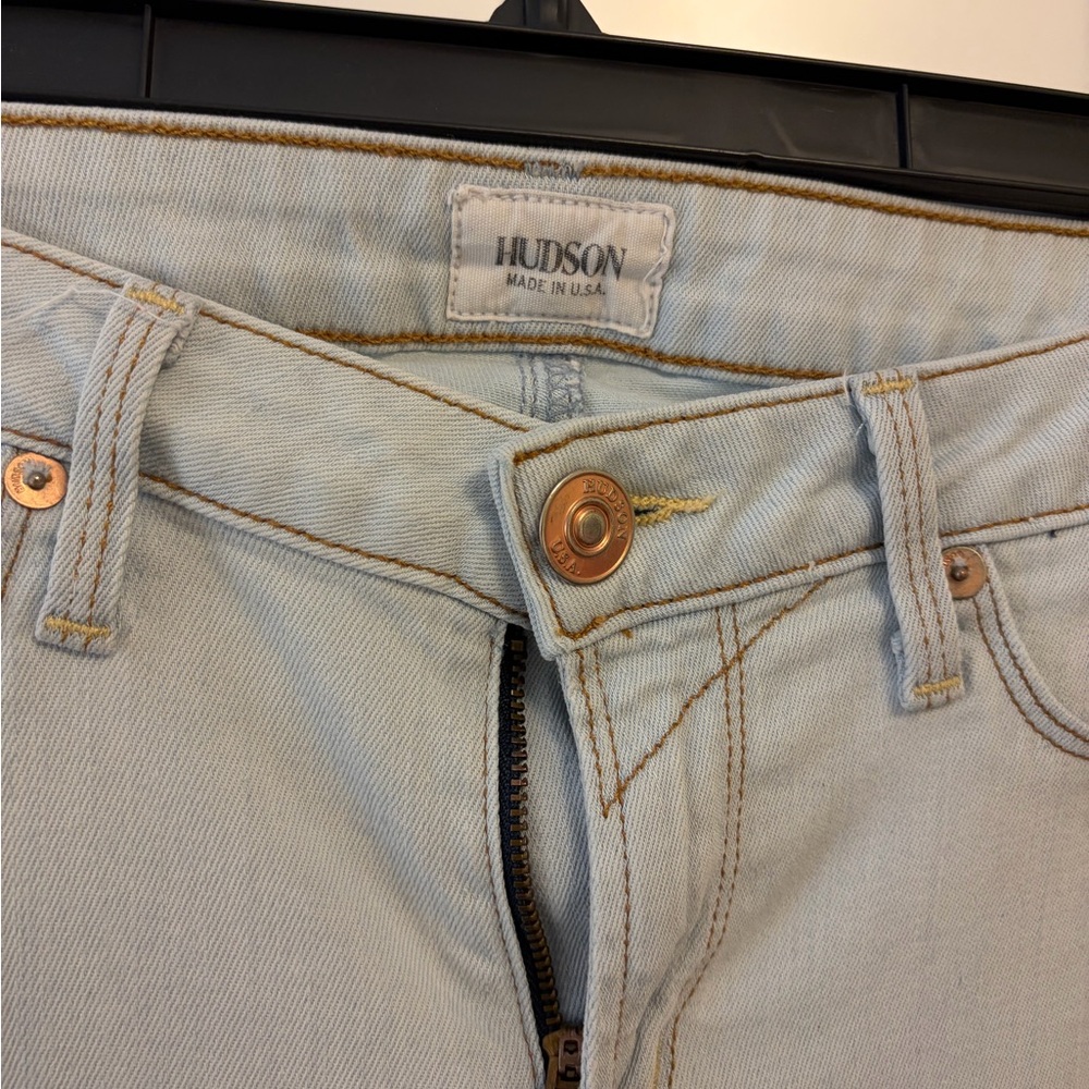 Hudson Jeans Women's Light Blue Denim Flare Jeans - Picture 3 of 7
